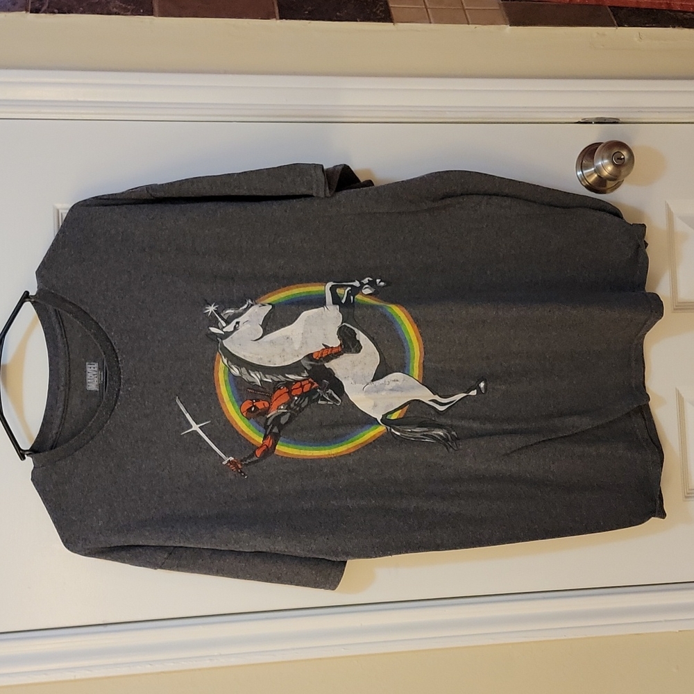 Deadpool graphic t-shirt, XL